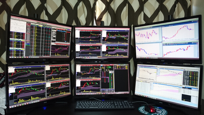 大好き 簡単副業 FX デイトレーダー用のパソコン 6画面